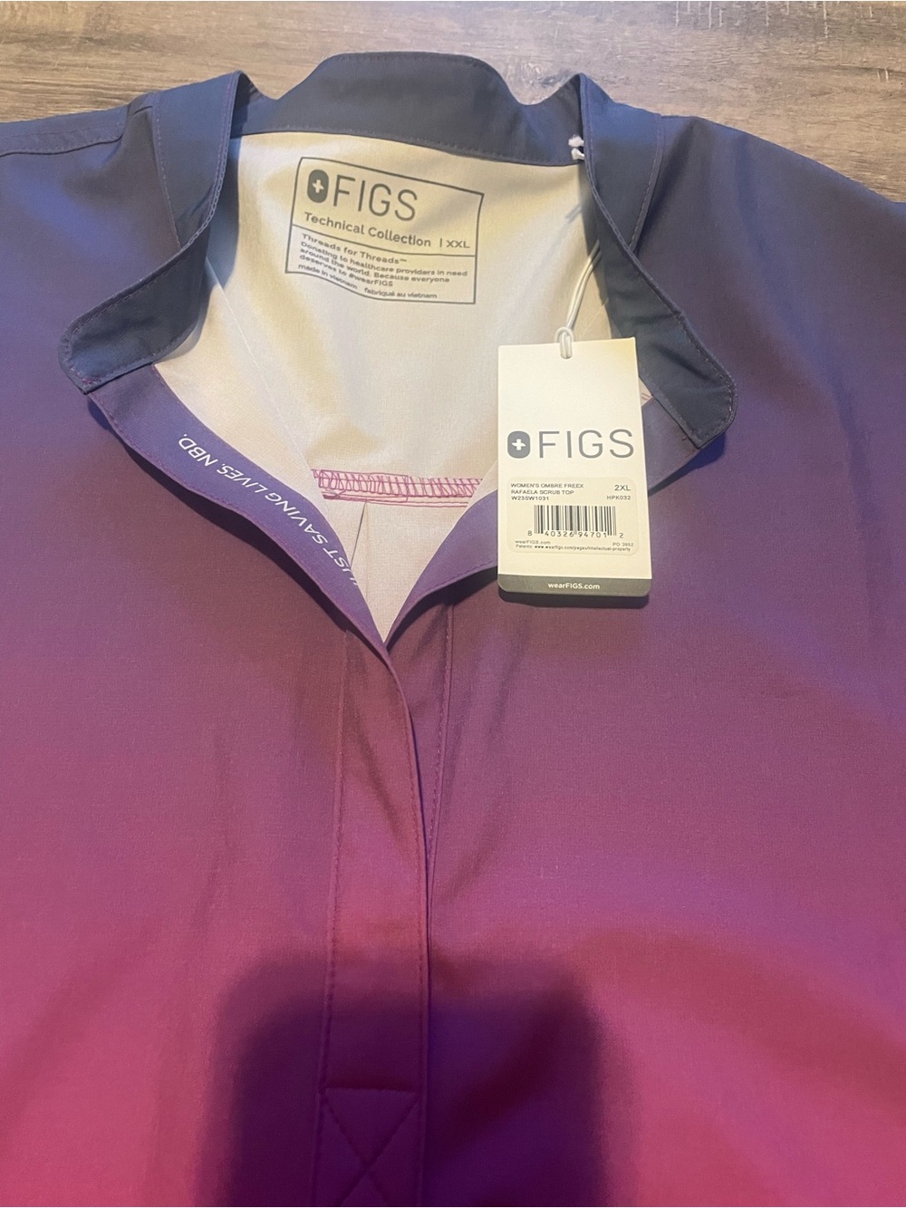Figs Ombre Scrub Top size XXL